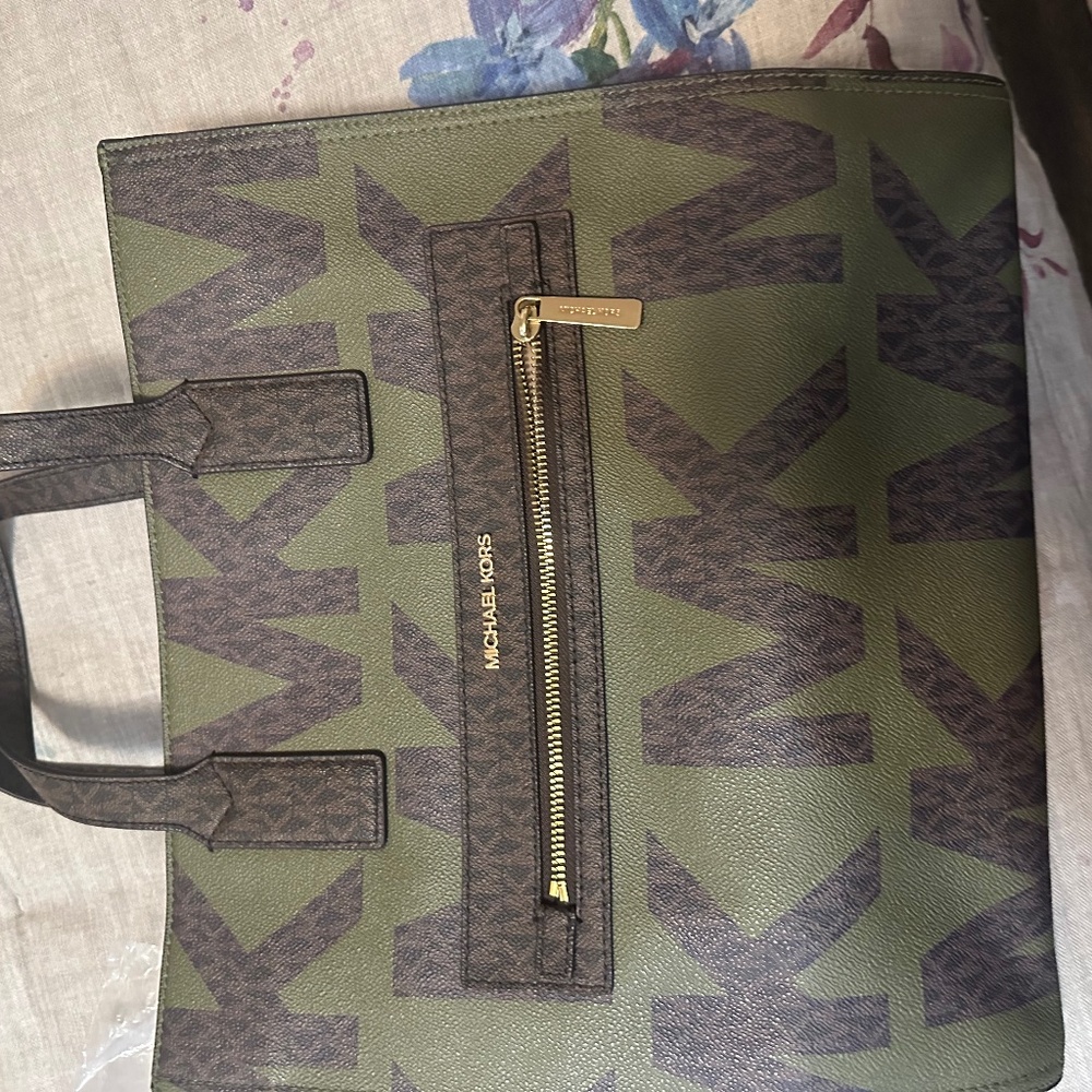 Michael Kors tote bag